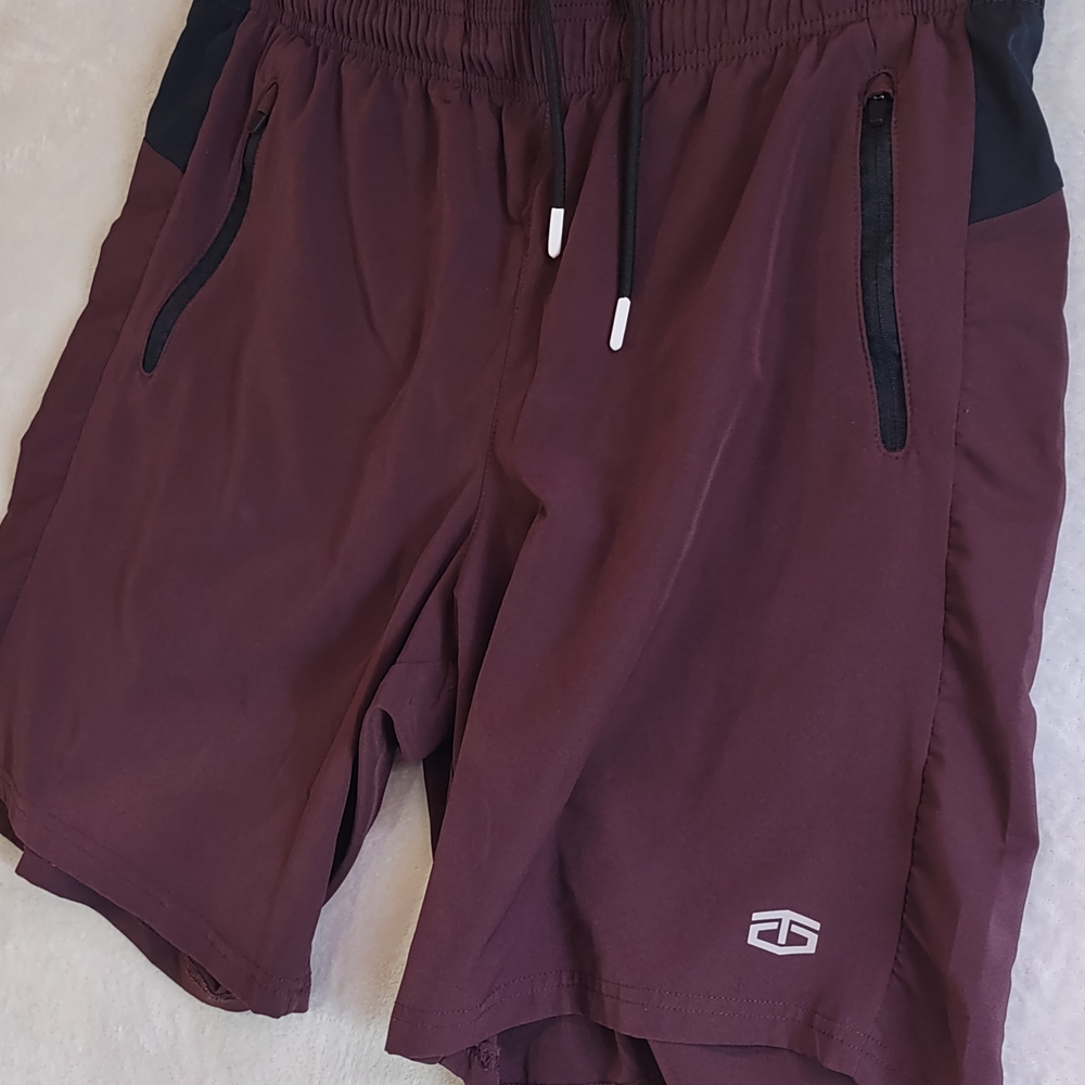 Tapout Burgundy Athletic Shorts with Black Details, Zip Pockets